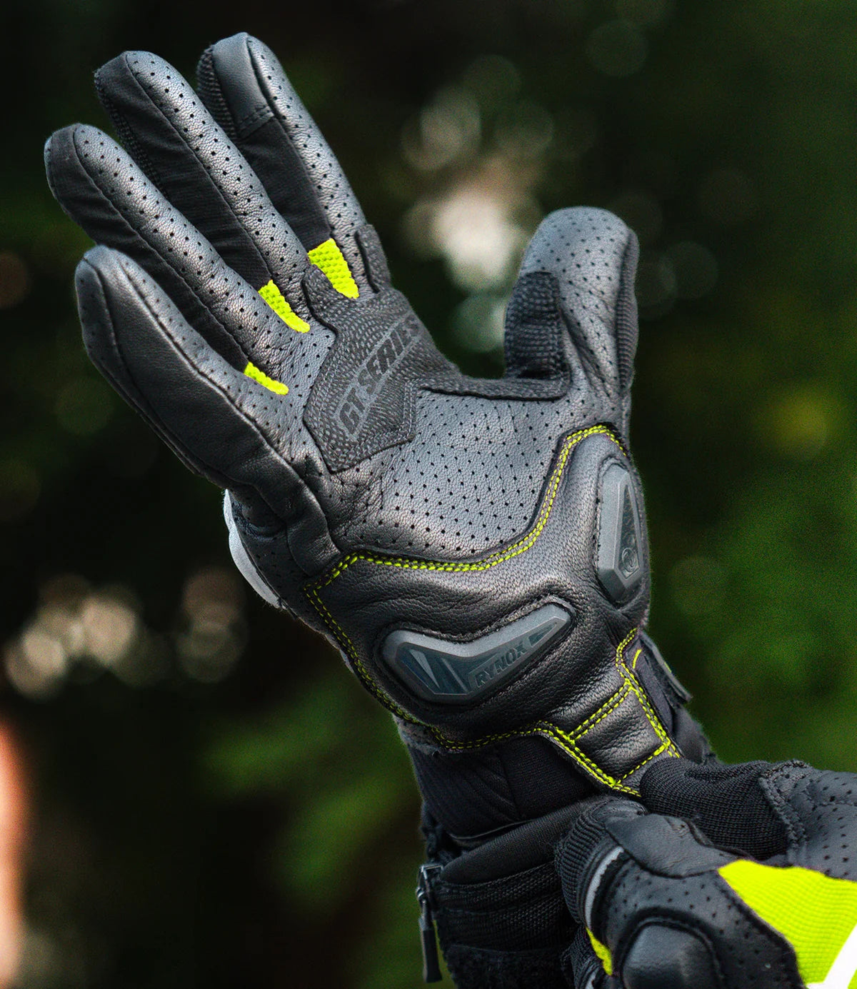 RYNOX AIR GT 2 GLOVES - Black Hi-Viz Green